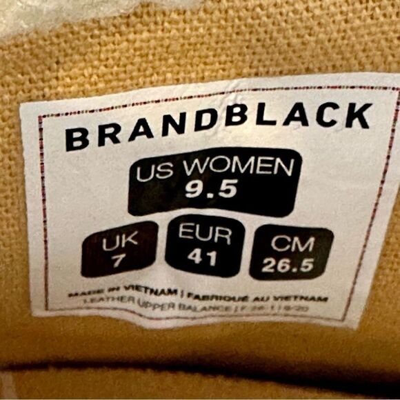 NWOT! Brand Black Los Angeles- Size 9.5 - Picture 13 of 14